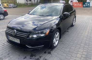 Седан Volkswagen Passat 2013 в Бобрке