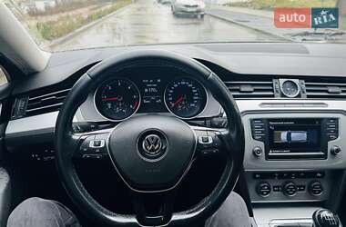 Универсал Volkswagen Passat 2015 в 