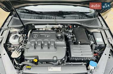 Универсал Volkswagen Passat 2015 в 