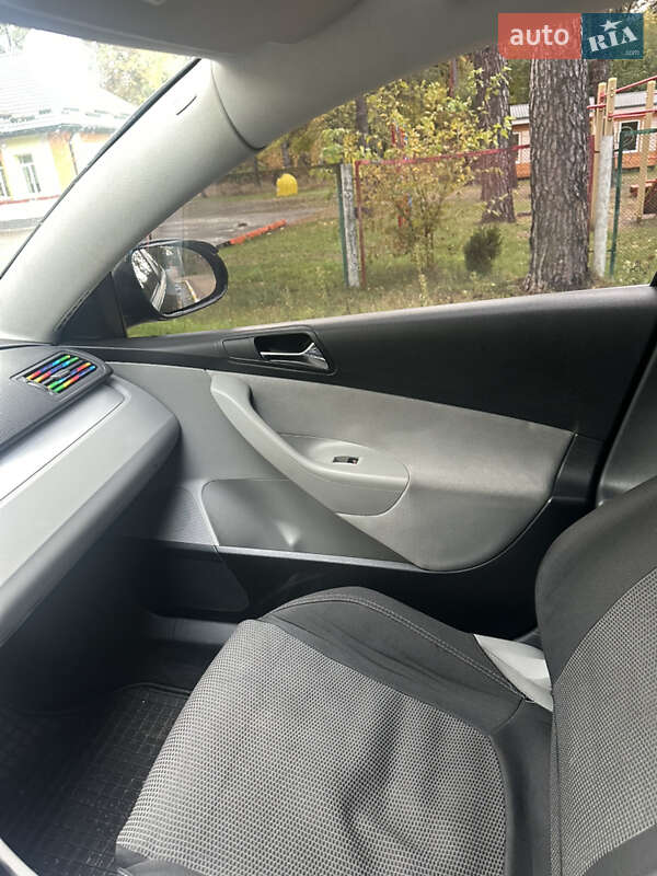 Универсал Volkswagen Passat 2008 в Буче фото 12 Универсал Volkswagen Passat 2008 в Буче
