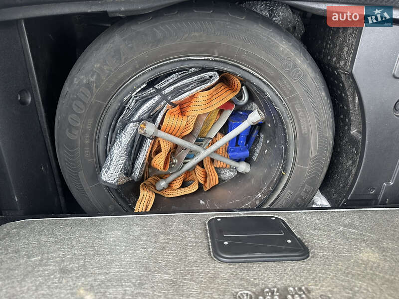 Универсал Volkswagen Passat 2008 в Буче фото 19 Универсал Volkswagen Passat 2008 в Буче