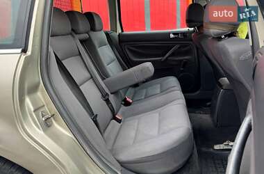 Универсал Volkswagen Passat 2004 в 