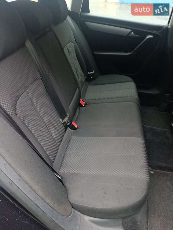 Універсал Volkswagen Passat 2010 в Полтаві фото 10 Універсал Volkswagen Passat 2010 в Полтаві