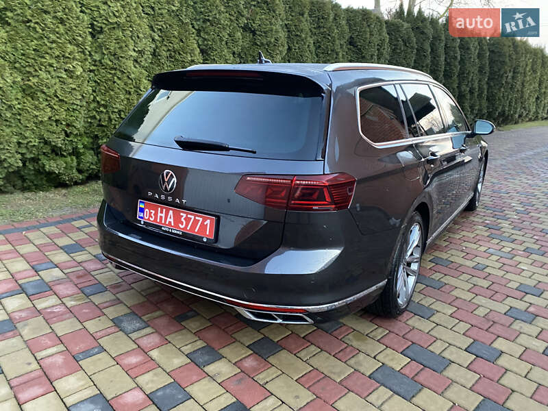 Универсал Volkswagen Passat 2021 в Луцке
