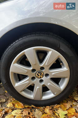 Универсал Volkswagen Passat 2008 в Дрогобыче