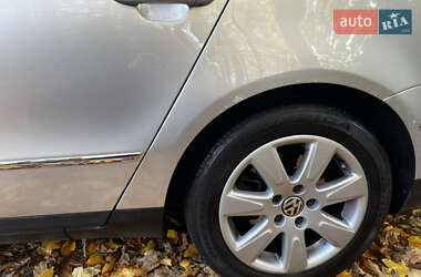 Универсал Volkswagen Passat 2008 в Дрогобыче