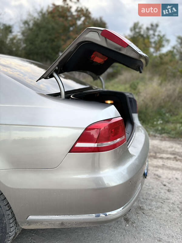 Седан Volkswagen Passat 2013 в Каменец-Подольском