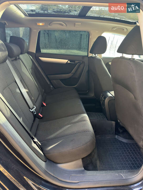 Универсал Volkswagen Passat 2011 в Первомайске