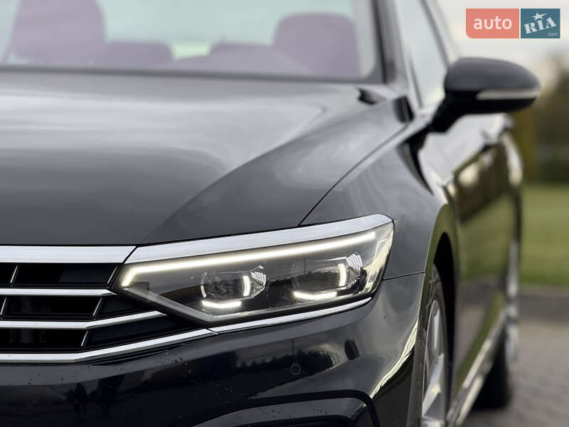 Седан Volkswagen Passat 2022 в Луцьку фото 25 Седан Volkswagen Passat 2022 в Луцьку