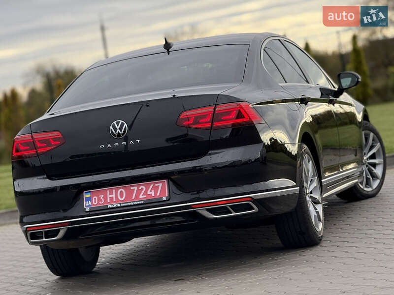 Седан Volkswagen Passat 2022 в Луцьку фото 57 Седан Volkswagen Passat 2022 в Луцьку