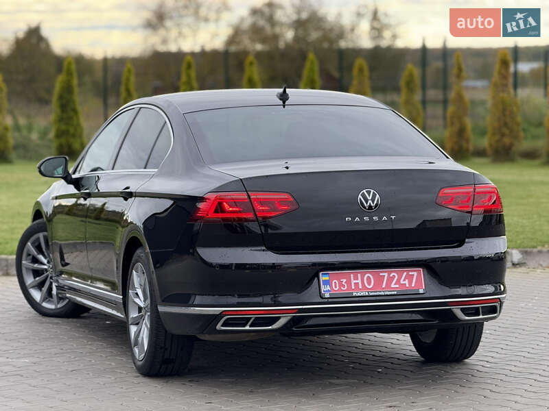 Седан Volkswagen Passat 2022 в Луцьку фото 61 Седан Volkswagen Passat 2022 в Луцьку