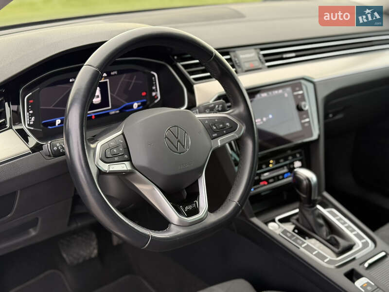 Седан Volkswagen Passat 2022 в Луцьку фото 85 Седан Volkswagen Passat 2022 в Луцьку