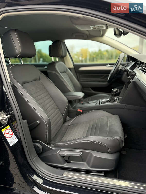 Седан Volkswagen Passat 2022 в Луцьку фото 93 Седан Volkswagen Passat 2022 в Луцьку