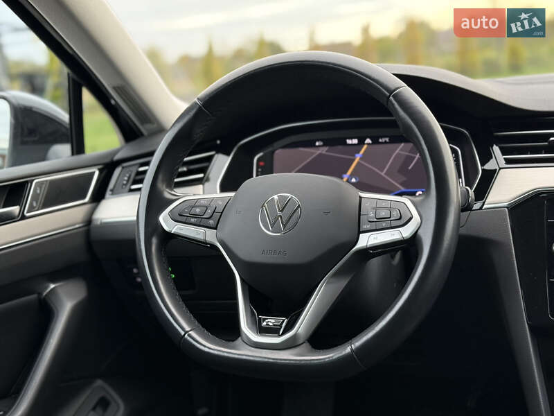 Седан Volkswagen Passat 2022 в Луцьку фото 116 Седан Volkswagen Passat 2022 в Луцьку