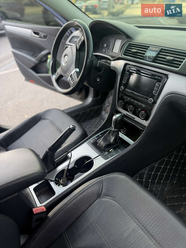 Седан Volkswagen Passat 2012 в Кривом Роге фото 6 Седан Volkswagen Passat 2012 в Кривом Роге