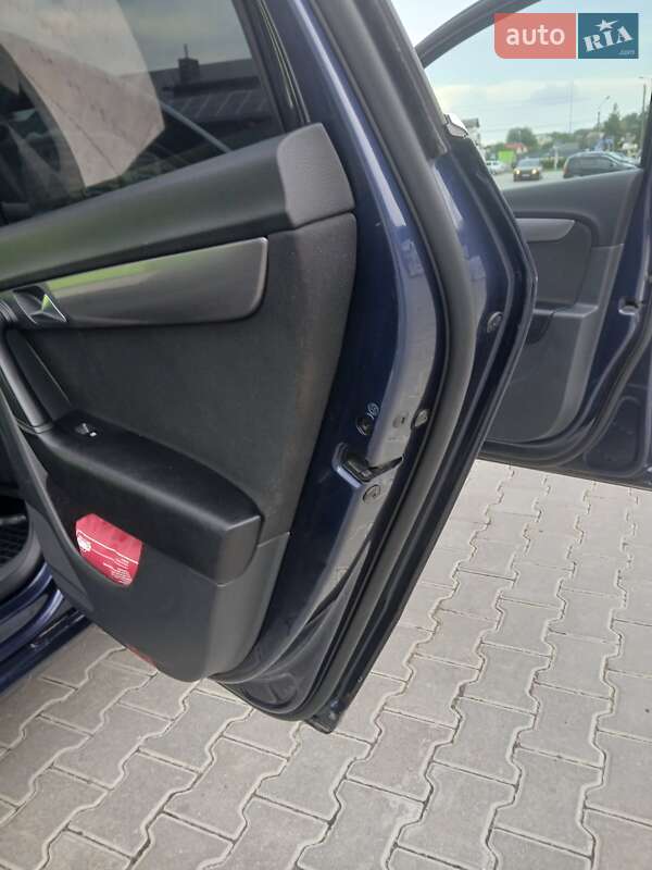 Универсал Volkswagen Passat 2011 в Тернополе фото 11 Универсал Volkswagen Passat 2011 в Тернополе