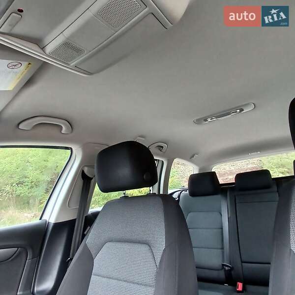 Универсал Volkswagen Passat 2011 в Теребовле