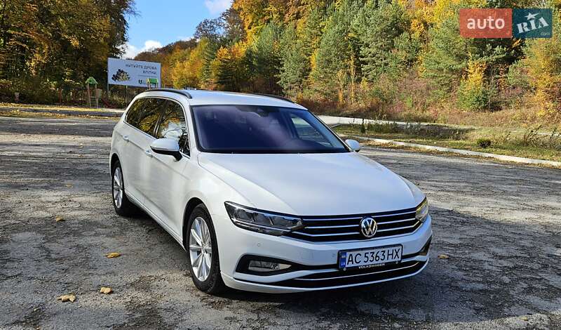Универсал Volkswagen Passat 2020 в Бережанах