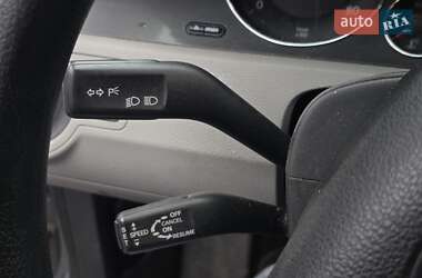 Седан Volkswagen Passat 2005 в 