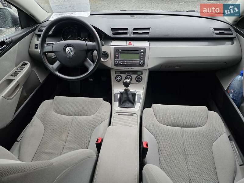 Седан Volkswagen Passat 2005 в Тернополі