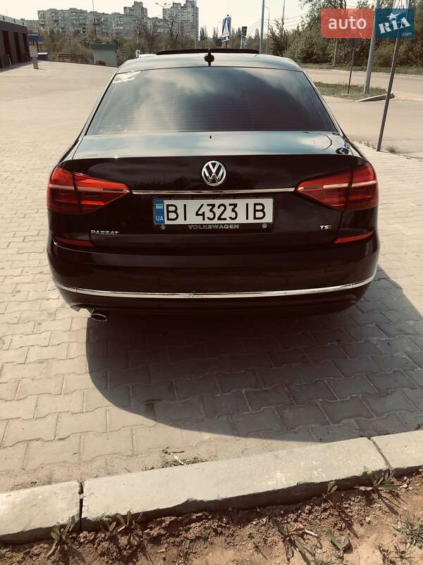Седан Volkswagen Passat 2015 в Полтаве