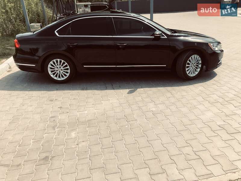 Седан Volkswagen Passat 2015 в Полтаве