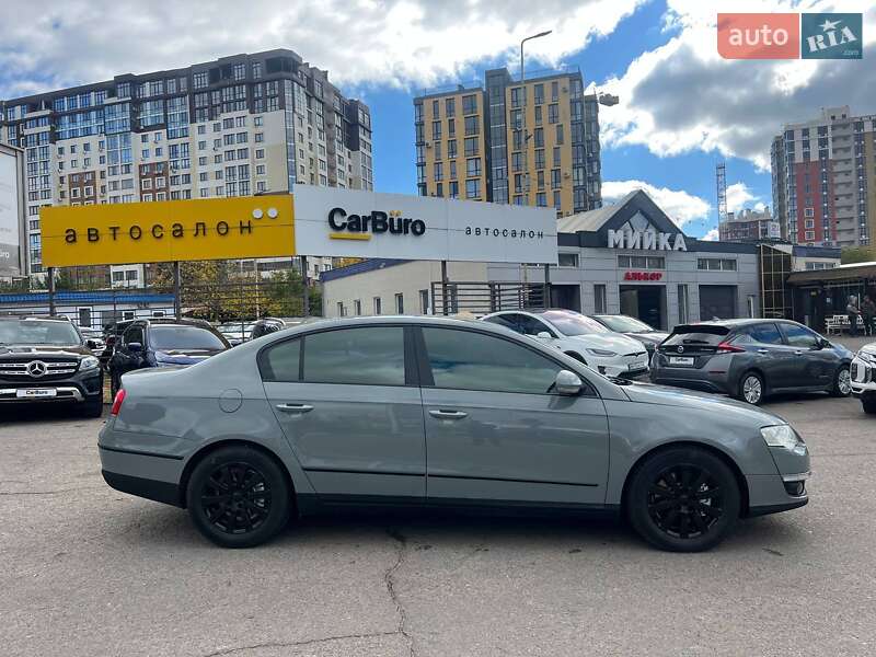 Седан Volkswagen Passat 2009 в Одессе