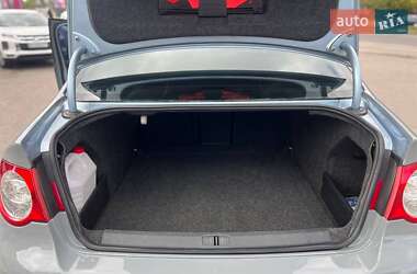 Седан Volkswagen Passat 2009 в 