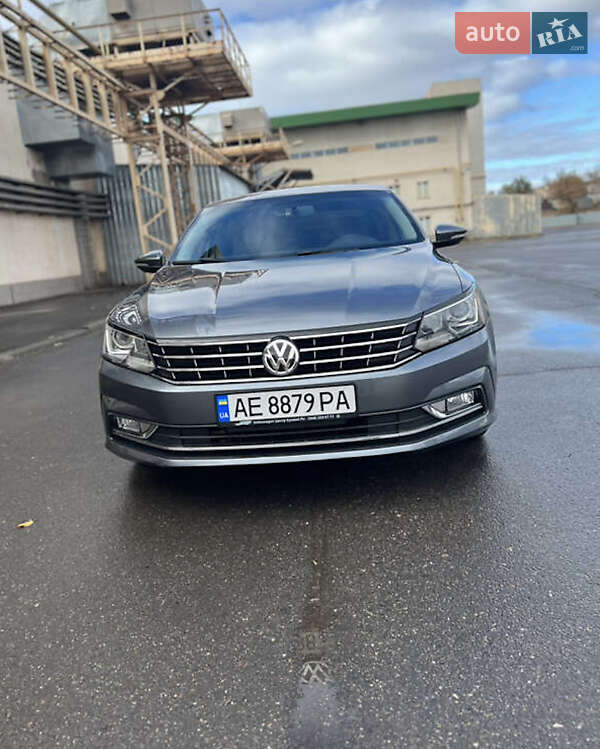 Седан Volkswagen Passat 2016 в Києві фото 3 Седан Volkswagen Passat 2016 в Києві