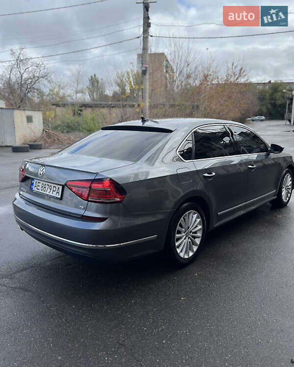 Седан Volkswagen Passat 2016 в Києві фото 7 Седан Volkswagen Passat 2016 в Києві