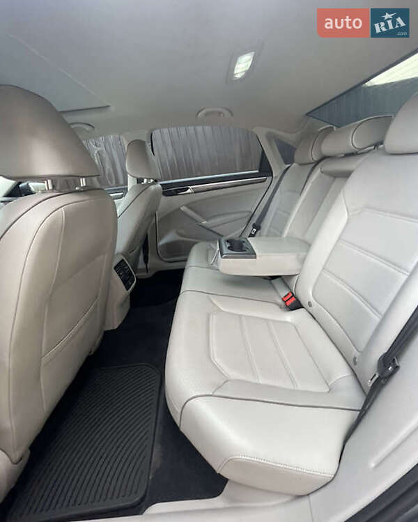 Седан Volkswagen Passat 2016 в Києві фото 21 Седан Volkswagen Passat 2016 в Києві