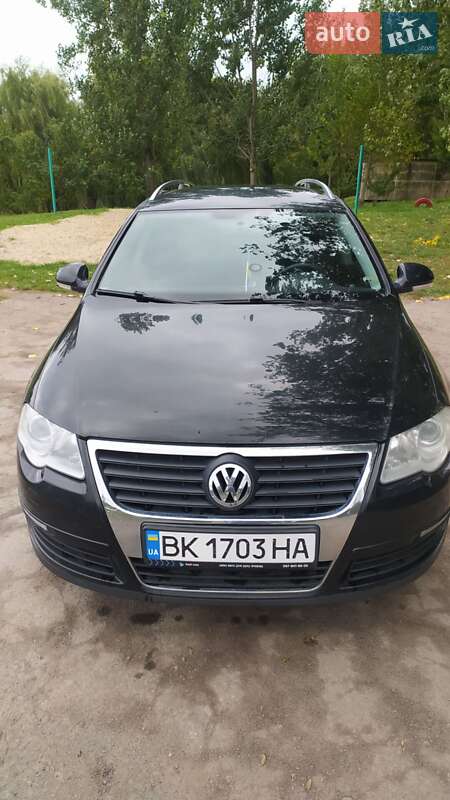 Универсал Volkswagen Passat 2009 в Ровно фото Универсал Volkswagen Passat 2009 в Ровно