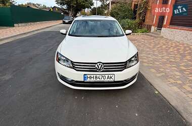 Седан Volkswagen Passat 2014 в Измаиле