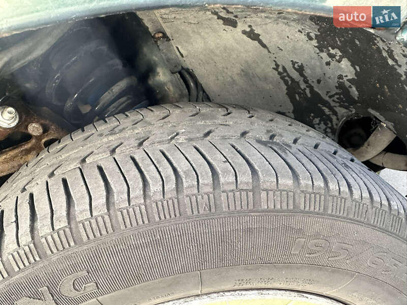 Універсал Volkswagen Passat 1997 в Івано-Франківську