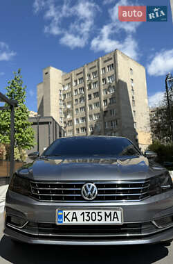 Седан Volkswagen Passat 2016 в 