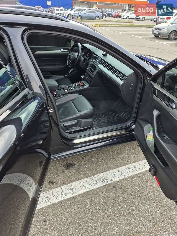 Універсал Volkswagen Passat 2015 в Києві фото 13 Універсал Volkswagen Passat 2015 в Києві