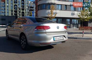 Седан Volkswagen Passat 2016 в 