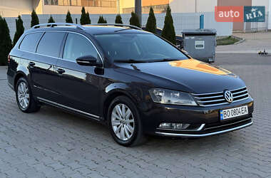 Универсал Volkswagen Passat 2011 в Черновцах