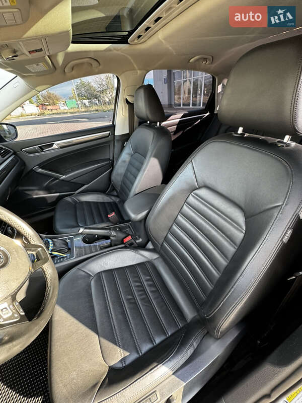 Седан Volkswagen Passat 2016 в Николаеве фото 11 Седан Volkswagen Passat 2016 в Николаеве