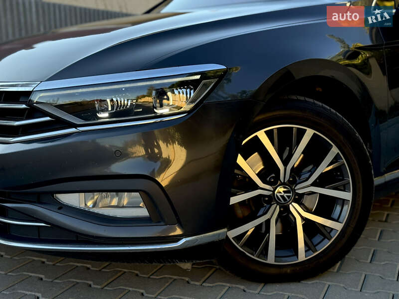 Универсал Volkswagen Passat 2019 в Ужгороде фото 14 Универсал Volkswagen Passat 2019 в Ужгороде