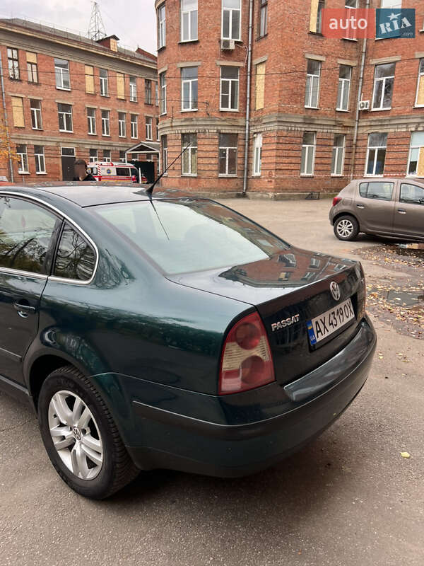 Седан Volkswagen Passat 2001 в Харкові