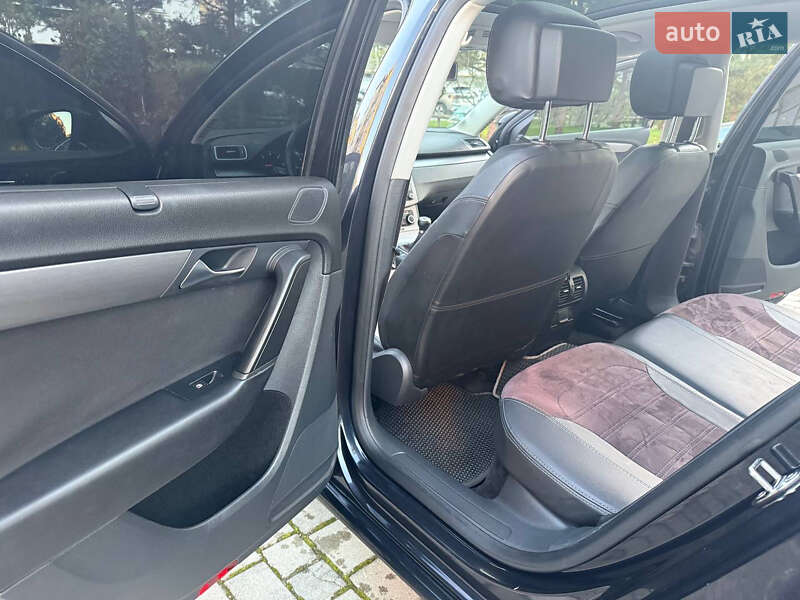 Универсал Volkswagen Passat 2011 в Ивано-Франковске