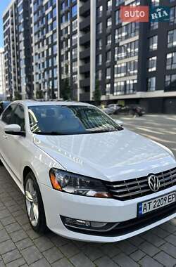 Седан Volkswagen Passat 2014 в 