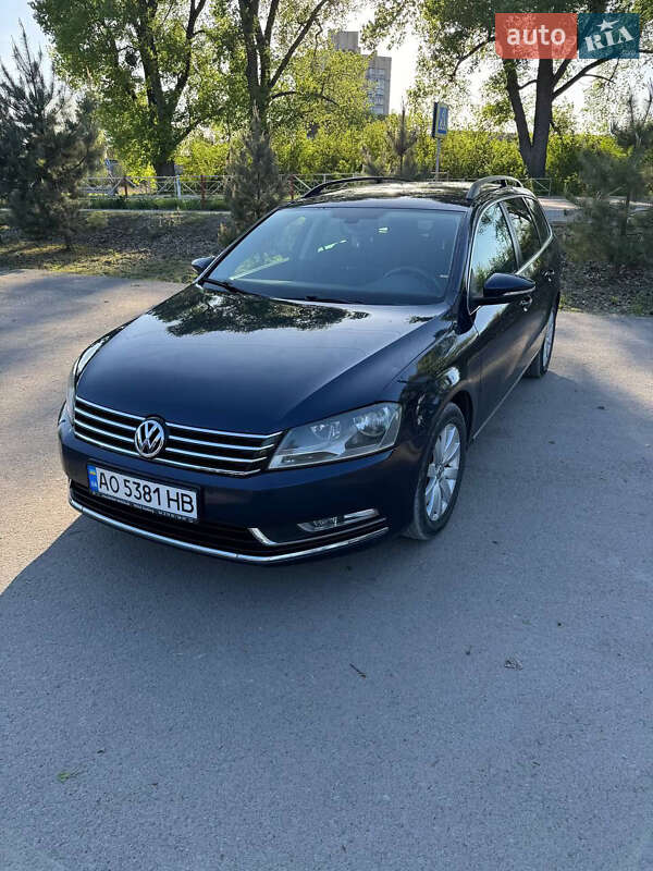 Універсал Volkswagen Passat 2011 в Хмельницькому фото 2 Універсал Volkswagen Passat 2011 в Хмельницькому