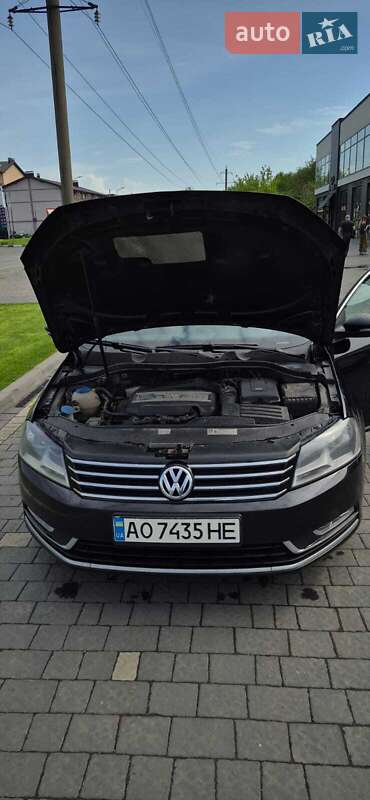 Универсал Volkswagen Passat 2012 в Ужгороде фото 11 Универсал Volkswagen Passat 2012 в Ужгороде