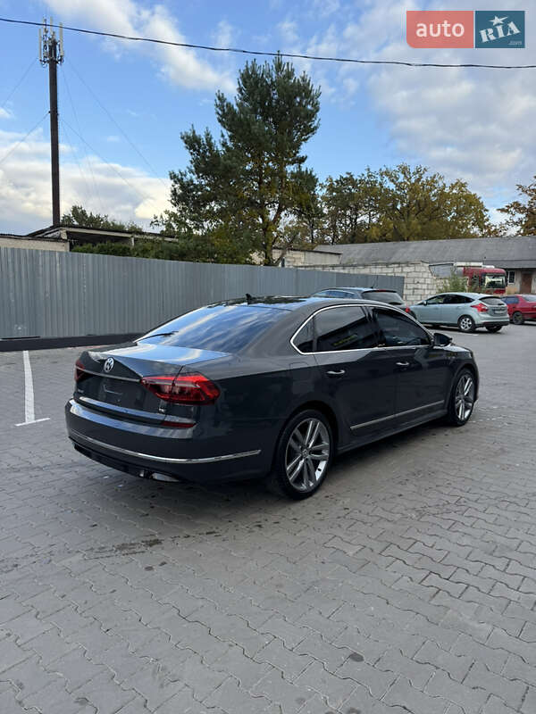 Седан Volkswagen Passat 2017 в Луцке фото 14 Седан Volkswagen Passat 2017 в Луцке