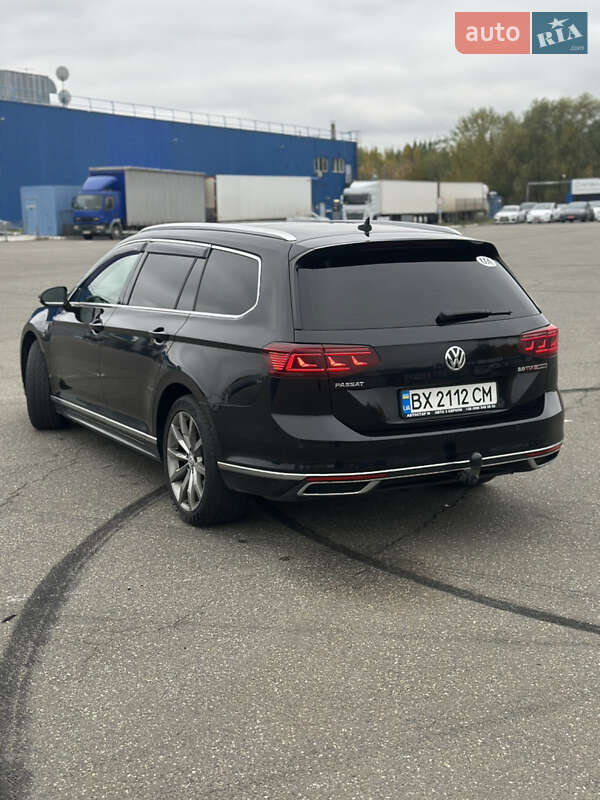 Универсал Volkswagen Passat 2016 в Софиевской Борщаговке фото 5 Универсал Volkswagen Passat 2016 в Софиевской Борщаговке