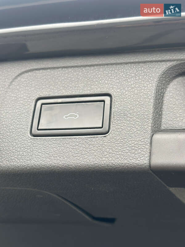 Универсал Volkswagen Passat 2016 в Софиевской Борщаговке фото 33 Универсал Volkswagen Passat 2016 в Софиевской Борщаговке