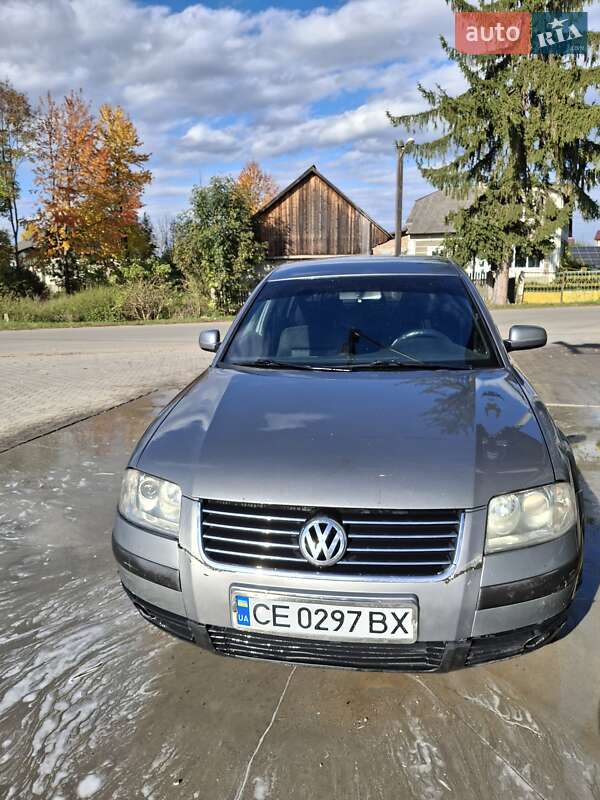 Седан Volkswagen Passat 2001 в Глыбокой