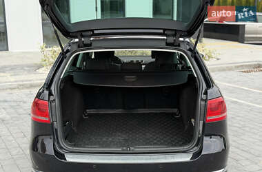 Универсал Volkswagen Passat 2012 в 